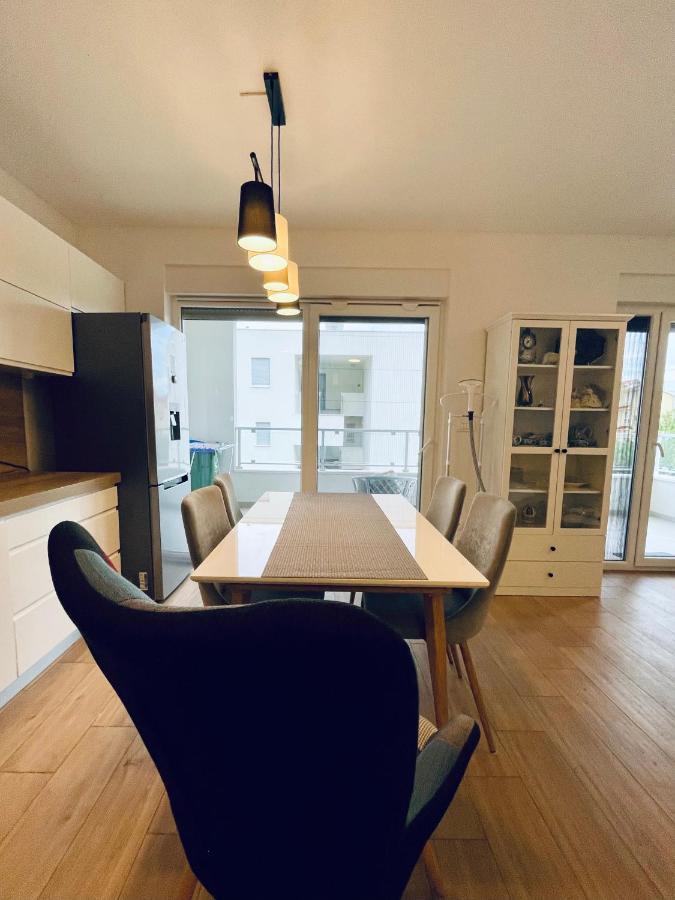 Alida Valli Apartment Kastela Bagian luar foto